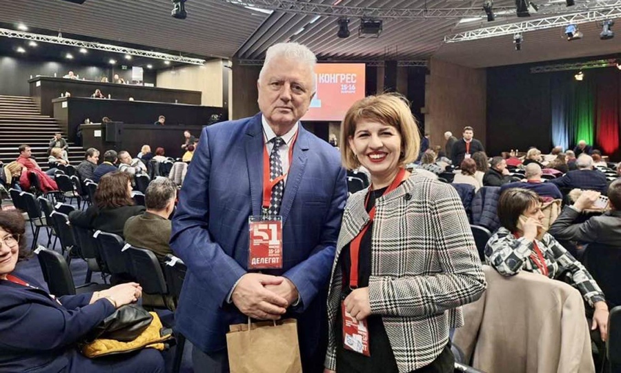 Иво Атанасов посрещна рождения си ден на 51-вия Конгрес на БСП