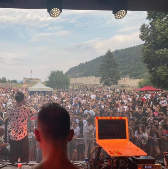 Спипаха 15-годишен с метаамфетамин на феста при крепостта \