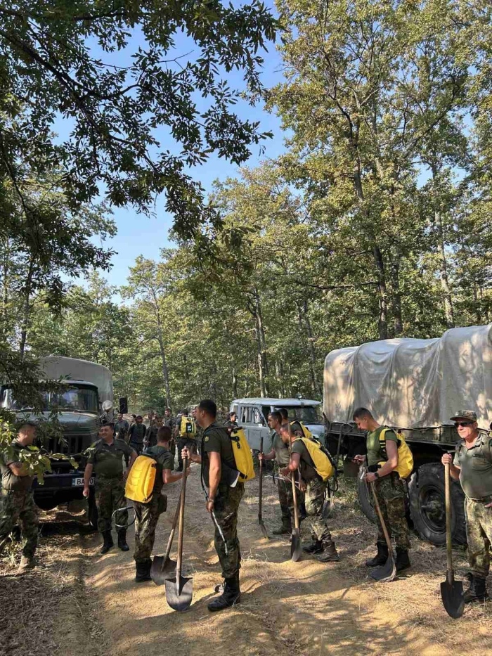 Хотелът на Земеделската гимназия в Сандански приюти огнеборци от Пирин