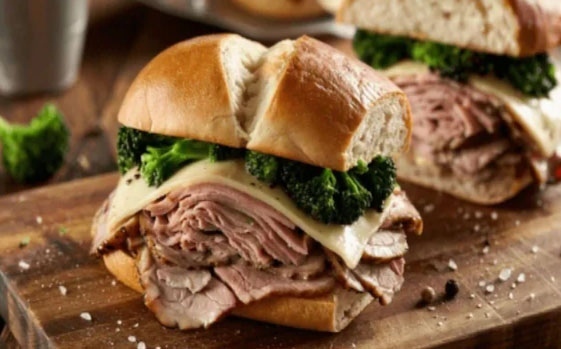 Двама починаха след ядене на сандвичи с наденица и ряпа в Италия