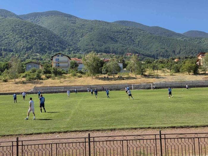 Бенковски - Сапарево започна предсезонните контроли с равенство и победа