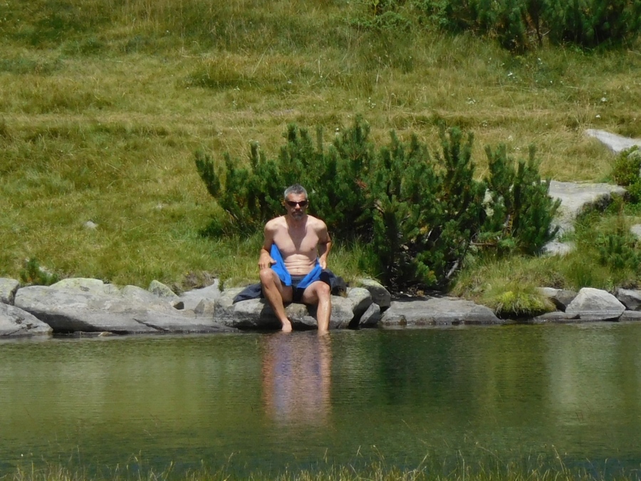 Туристи нагазиха в Муратово езеро в Пирин 