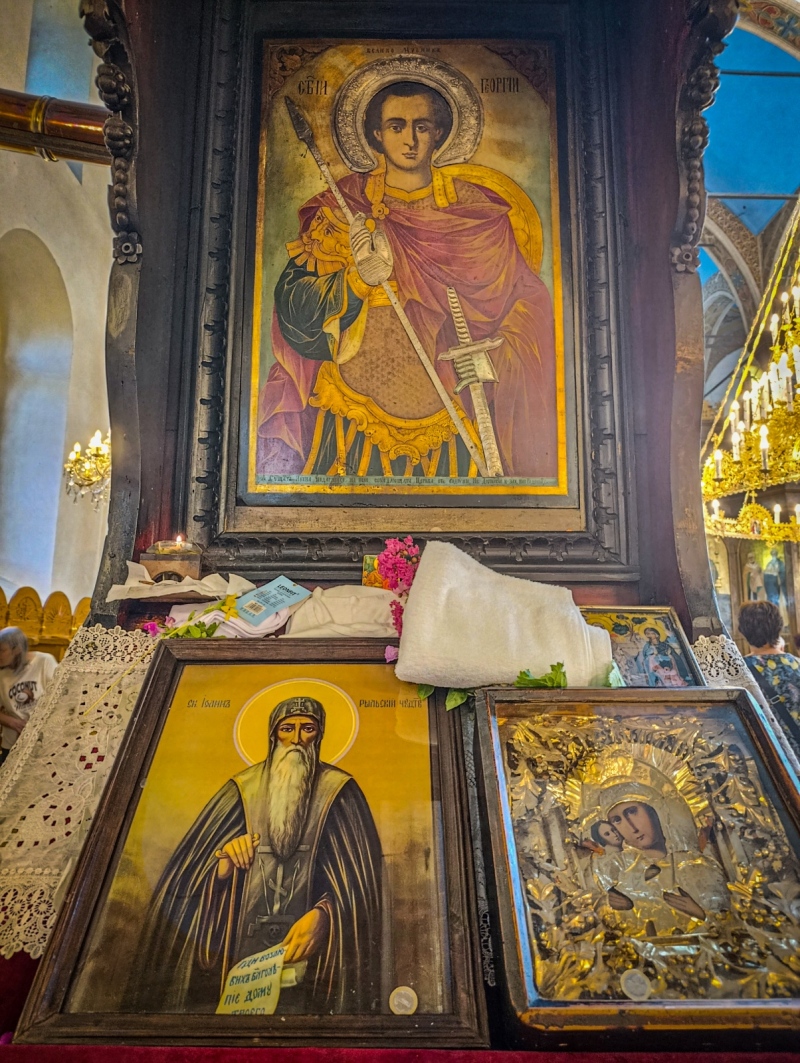 Дупничани почетоха успението на св. Йоан Рилски, закрилникът на българите и града