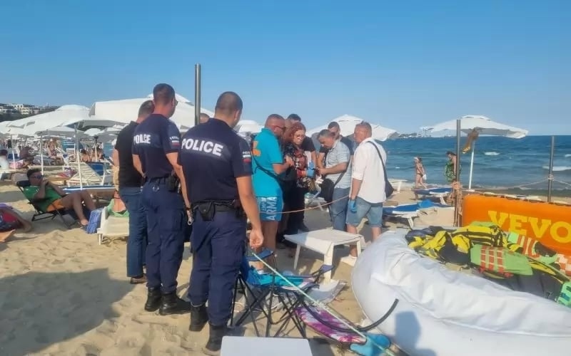 МЗ разпореди спешна проверка за починалото 8-годишно дете от Разлог след падане от парашут в Несебър