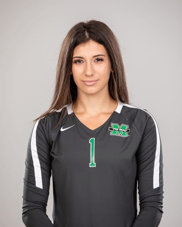 Волейболистка с международен опит показва на младежите в Разлог как спорта отваря врати към университетите в САЩ