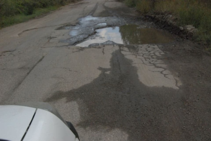 Започна ремонт на надупчената 10-километрова отсечка от пътя Самоков – Ихтиман