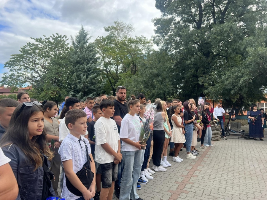 Кметът на Кюстендил на прага на учебната година в Спортно училище: Бъдете винаги първи!