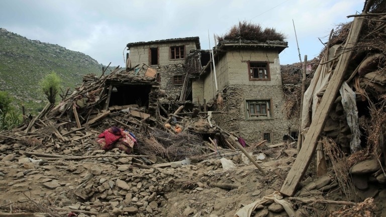 Земетресението в Афганистан е отнело повече от 1400 човешки живота