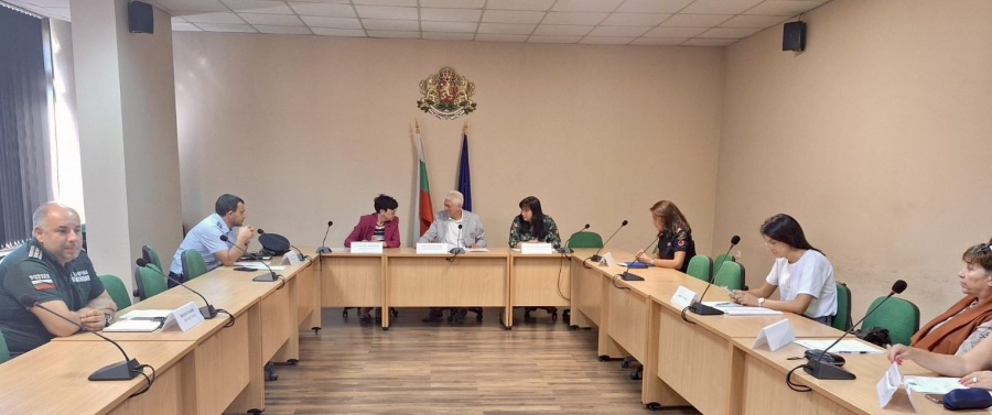 Епизоотичната ситуация в Кюстендил е спокойна, но става засилен контрола по границите и пътищата