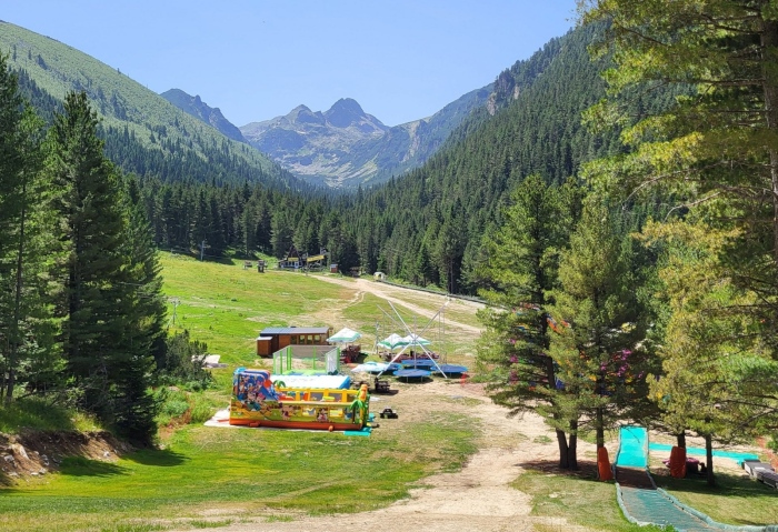 Salsa De Fuego нажежават Мальовица през септември