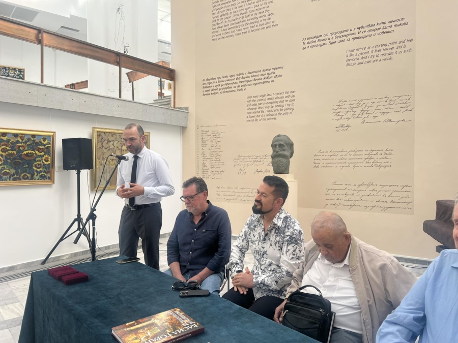 Над 900 книги дарени на библиотеките в Кюстендил