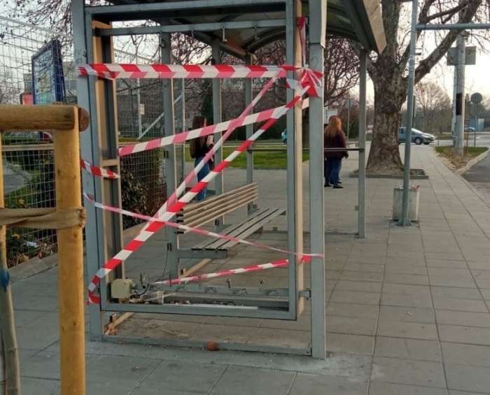 Жена от Пиперево изпотрошила спирката на село Усойка, вандалски прояви по празниците в Дупнишко 