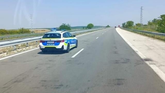 Джигит летя с близо 180 км/ч край Дупница