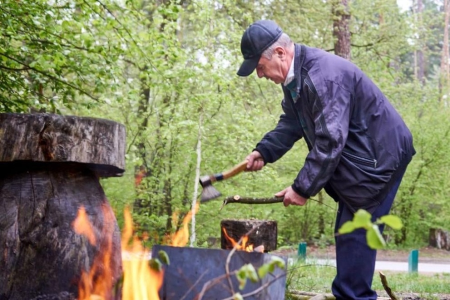 Възрастен мъж пострада тежко при пожар в брезнишкото село Ноевци
