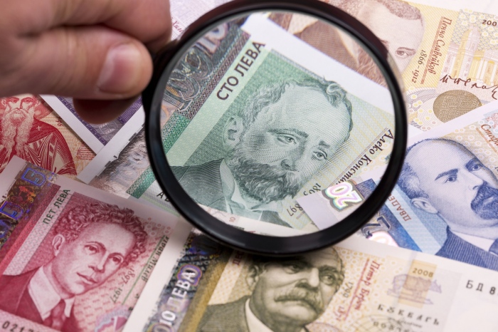 Държавна помощ от 300 лв. за училище: Как да я получите преди срока