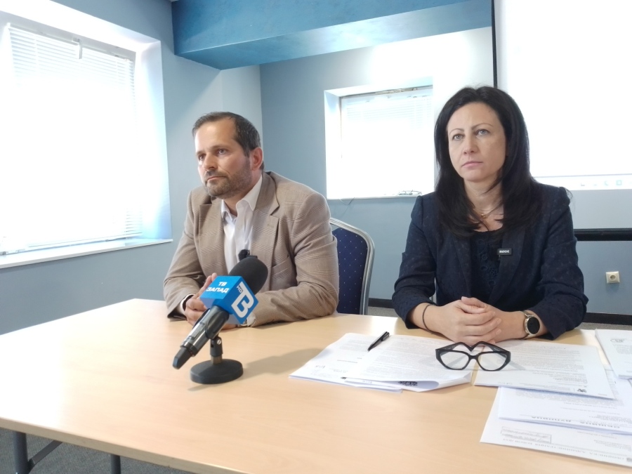 Димчо Димчев и Цвета Рангелова: Започваме борба  с проблема с безстопанствените коне