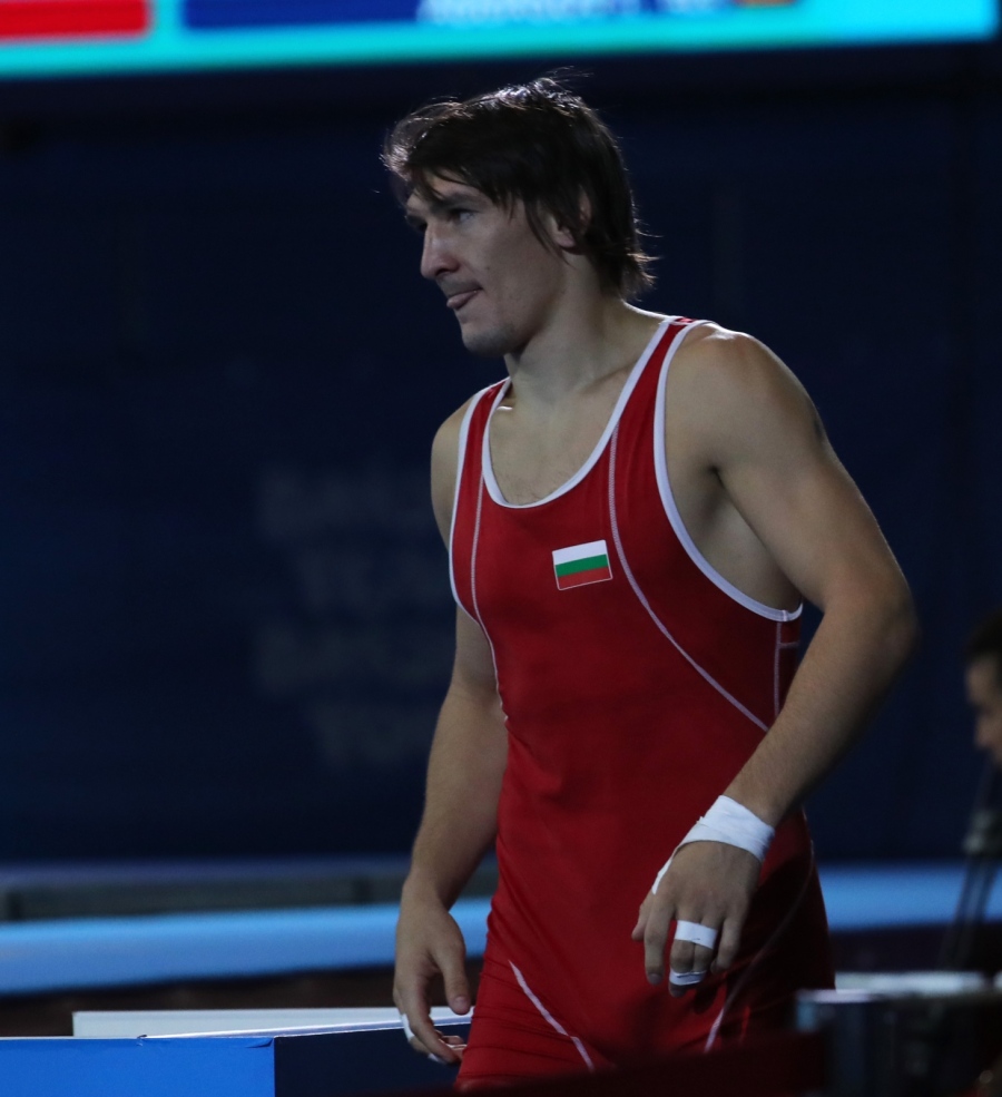 Даниел Александров отпадна от Световното по борба