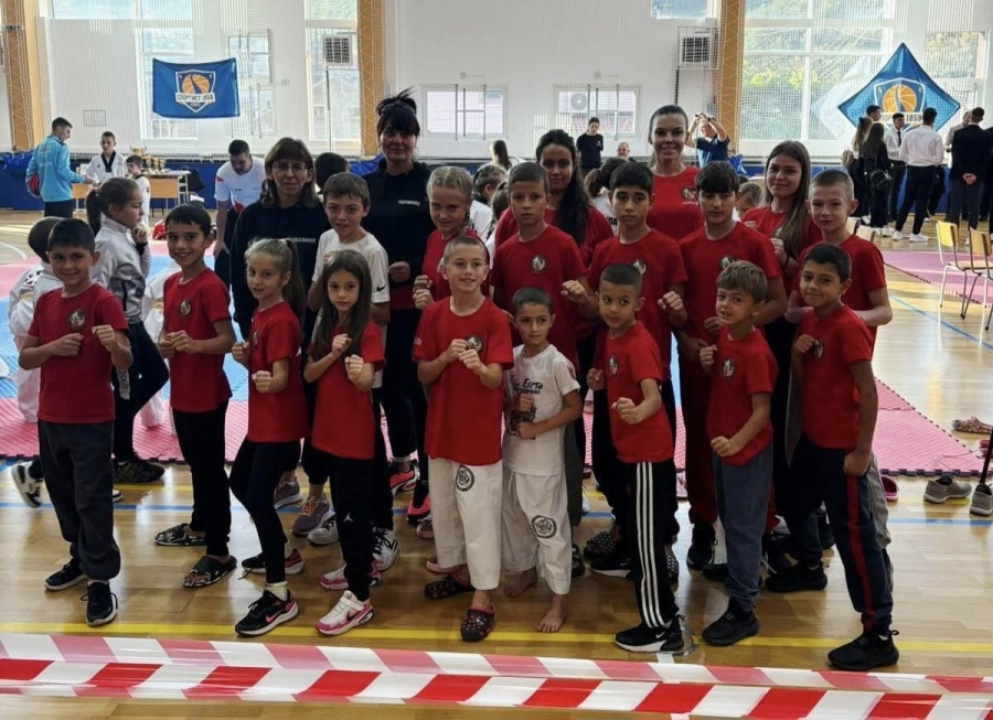 Разлог обра медалите по таекуондо! Братята Мустафа пътуват всеки ден от Черна Места, за да тренират и побеждават