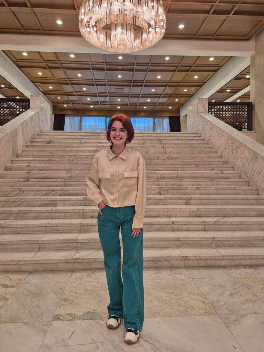 Лиляна Бонкова – ученичка от уязвима група в Разлог, отстоява правата на връстниците си с втори мандат в Съвета на децата