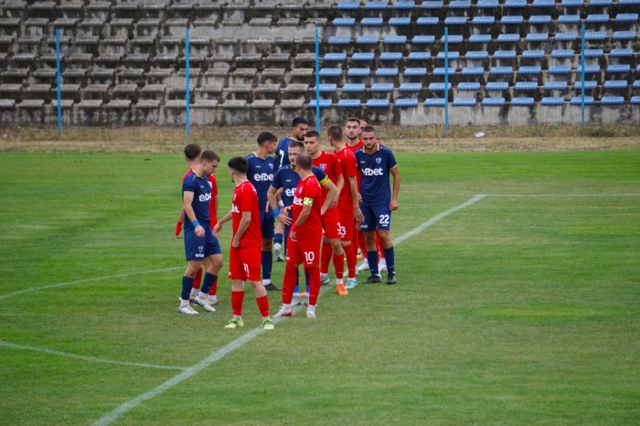 Обрат: Струмска Слава измъкна точка в Сливница след два гола в 90-тата минута