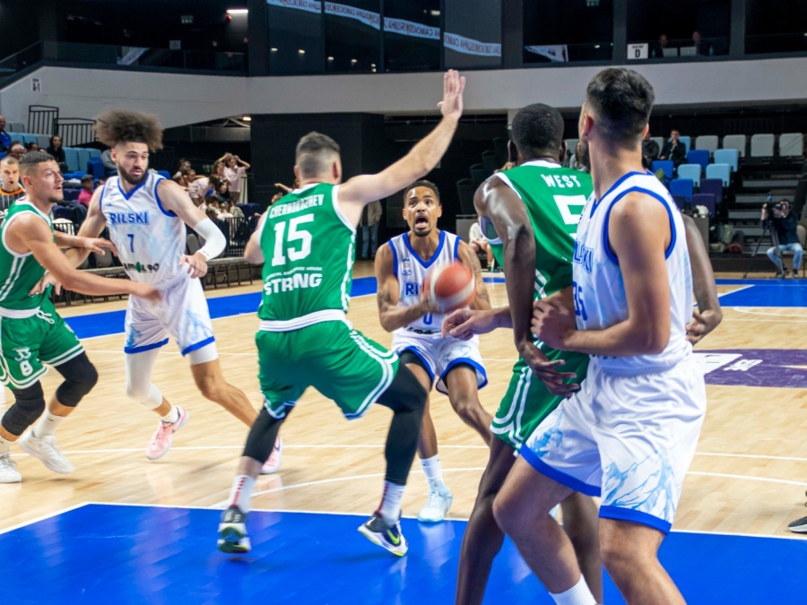 Тежък удар! Черно море Тича надигра Рилски спортист и вдигна Суперкупата на България