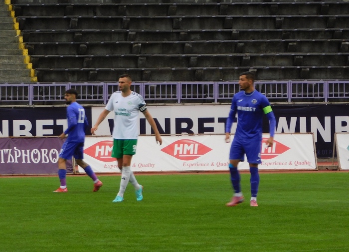 Етър и Вихрен си спретнаха зрелищно 3:3 с обрати, пропуски и гол от над 45 метра