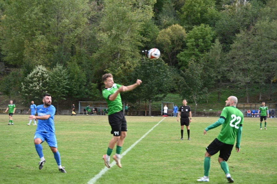 „Левски“ (Крупник) надви „Перун“ с капитански гол и се готви за дерби