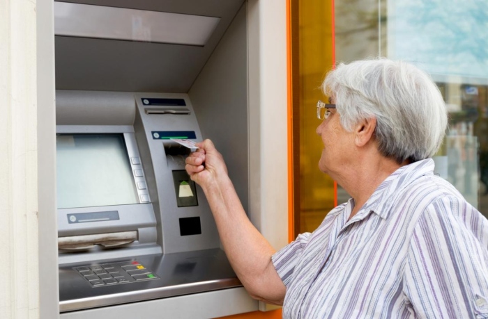 Пенсиите в Перник и Бургас догонват тези в София