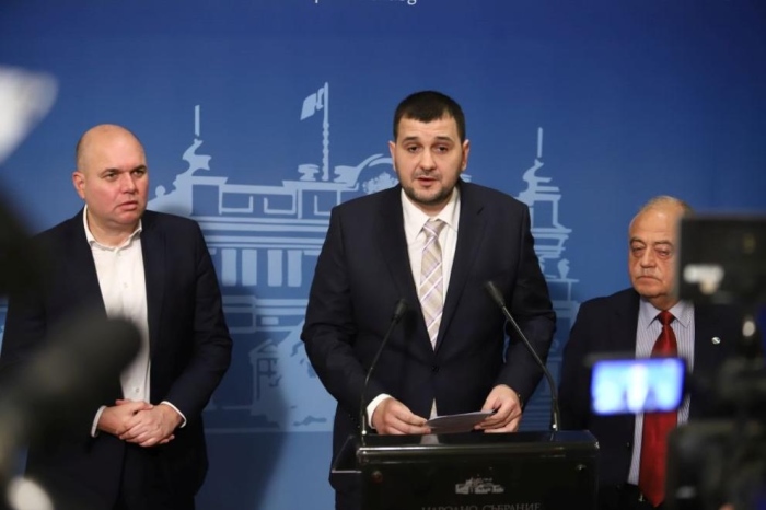 От ДБ предлагат да отпаднат почивните понеделници у нас