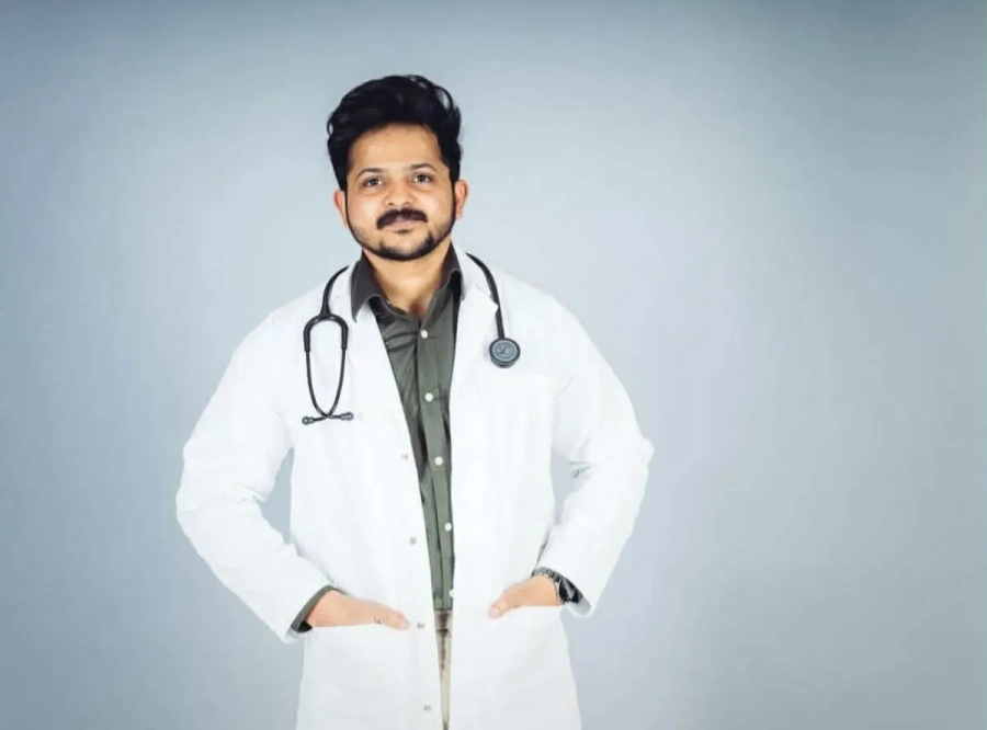 От Индия до Перник: Д-р Саид се върна, за да лекува децата в миньорския град