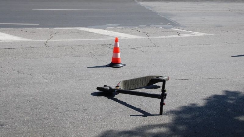 Трета възраст! 85-годишен дядо се преби с тротинетка в село Ласкарево, докато друг го тегли с кола и въже