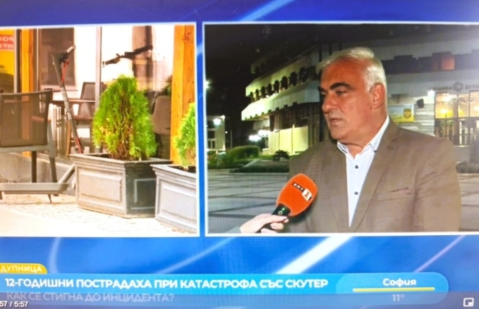 Глоба до 500 лв. за родителите на 12-годишните момичета от Дупница, забили се със скутер в товарен автомобил