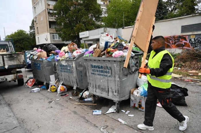 Удряха в бъбреците мъж от чистота в Перник, заради отправена забележка