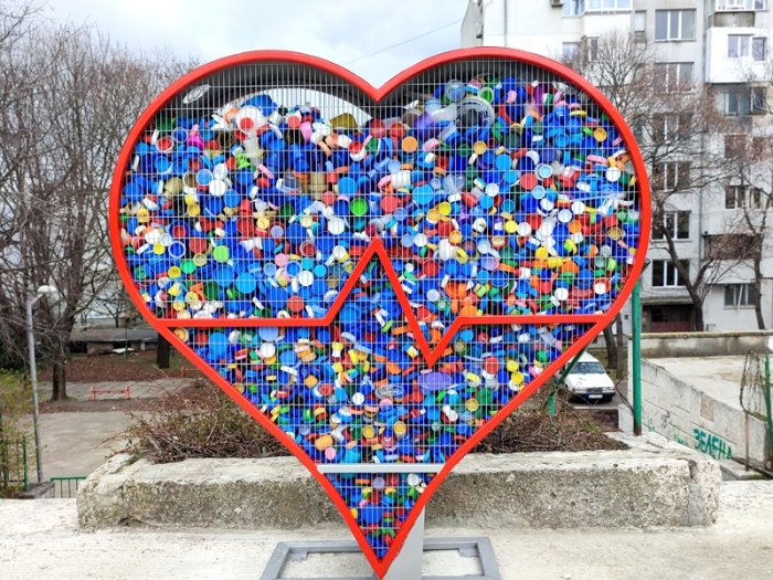 Нова акция! Добри сърца от Гоце Делчев и Сатовча събират капачки за благотворителност