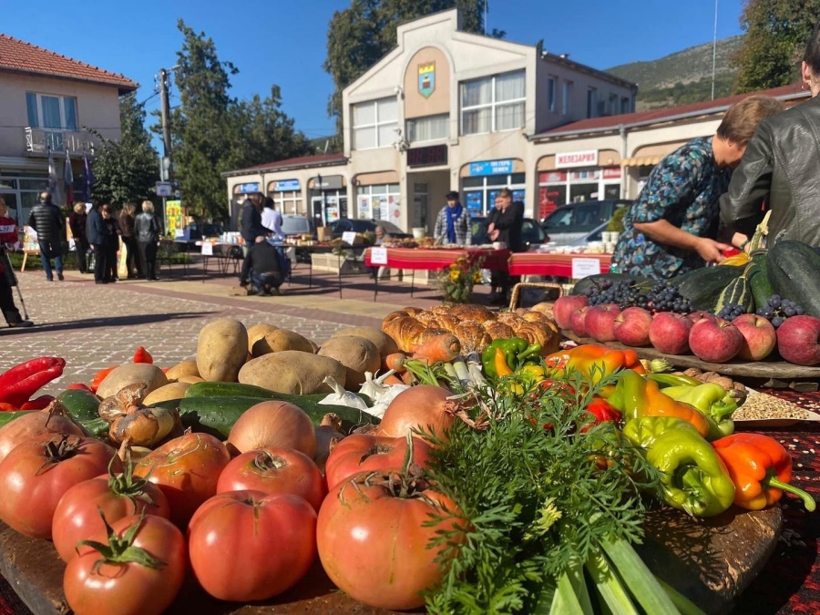 Земен посреща есента с празник на плодородието и кулинарна изложба