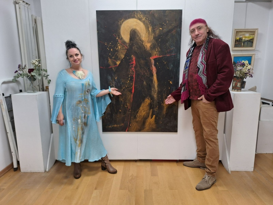 Дупничанката Диана Дезир откри „Небесен град” в галерия „Лик”