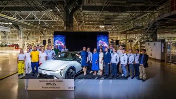 Напук на всички, Kia продава електромобили в Европа и дори увеличава производството им