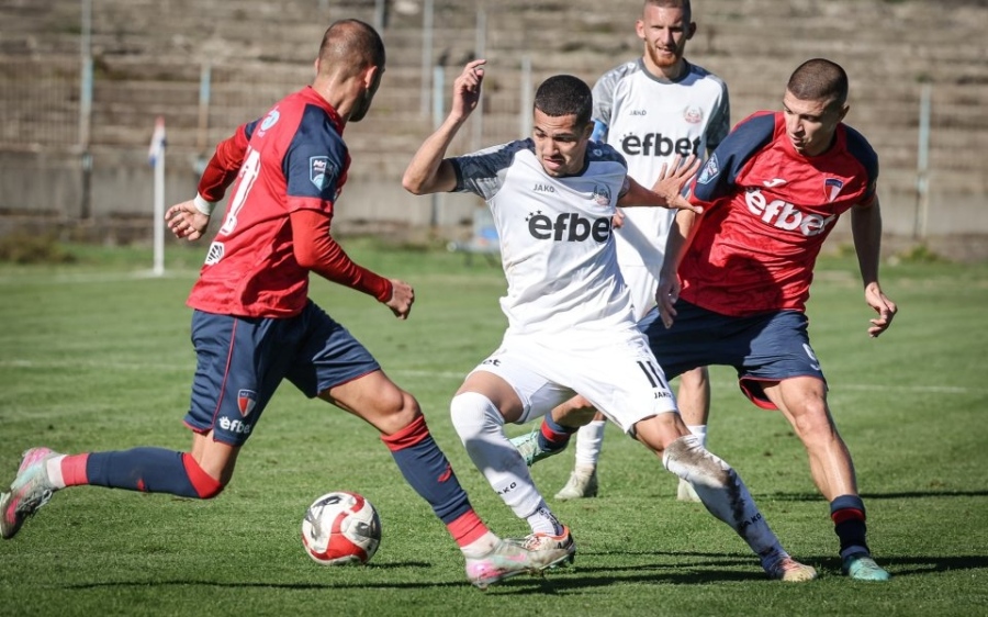 С резерви и 4 гола за 17 минути Монтана отстрани Марек за Купата на България