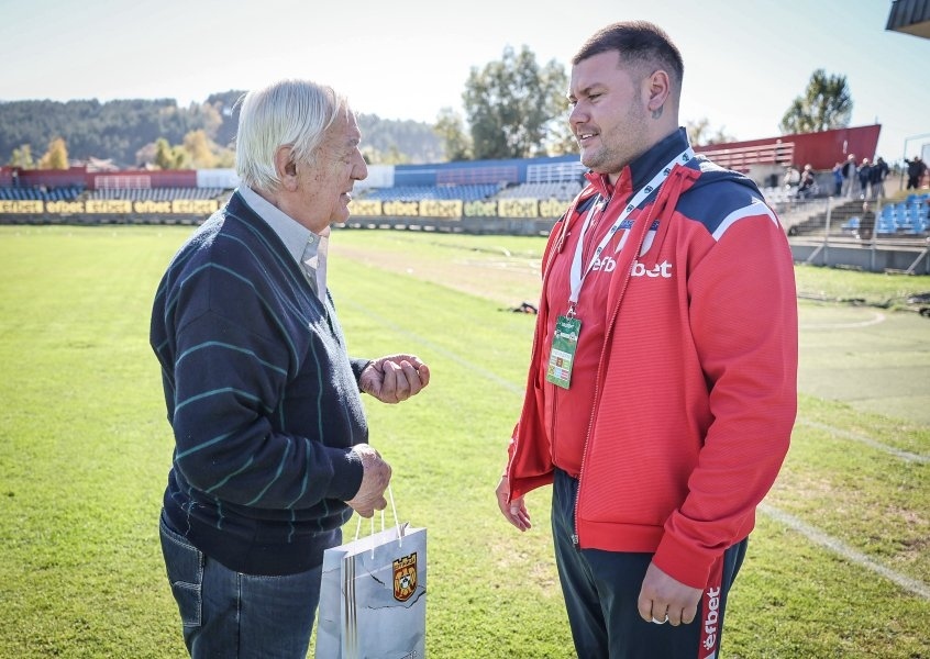 Легендата на Марек Димитър Митов навърши 80, французин дебютира за отбора