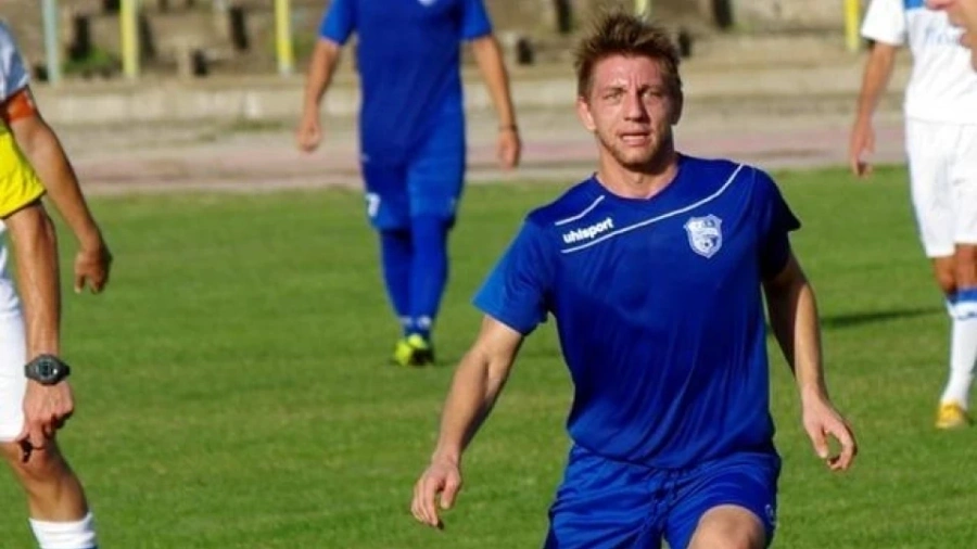  Условна присъда за учителя Христо Кирев от Гоце Делчев , блудствал с 13-годишна ученичка