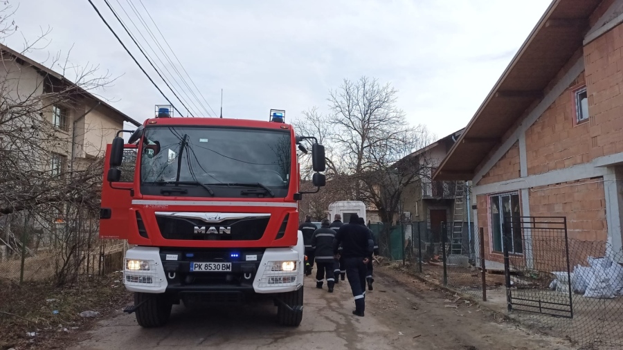 Гасиха пожари в Перник и с. Лобош 