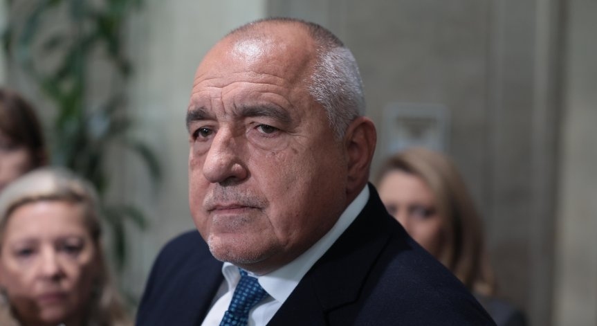 Борисов: Държавата поема ръководството над \