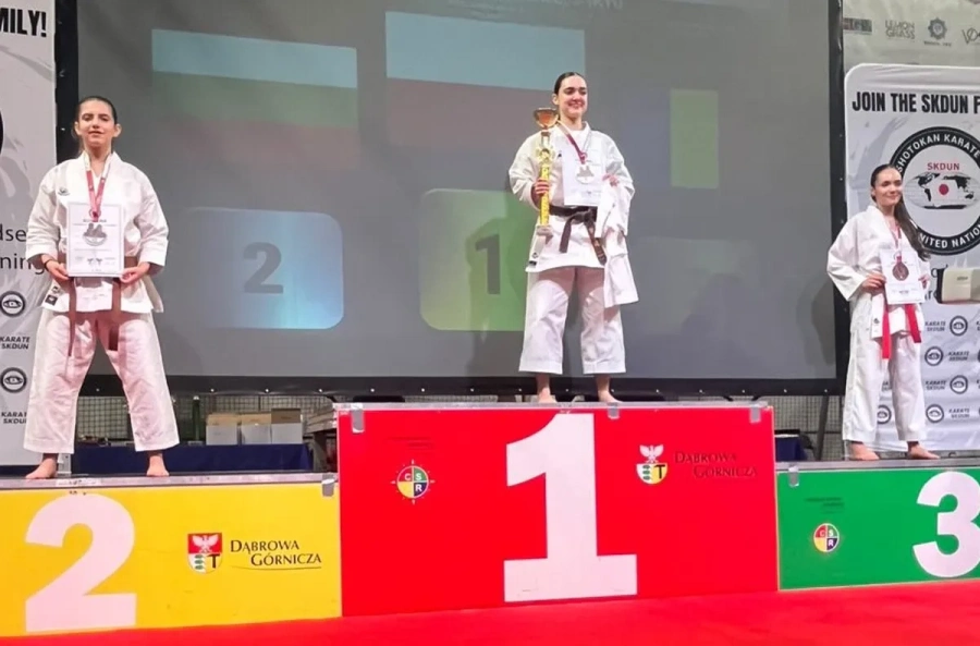 Гордост! Лидия Златкова от КИБИ Сандански стана световен вицешампион но Шотокан Карате До