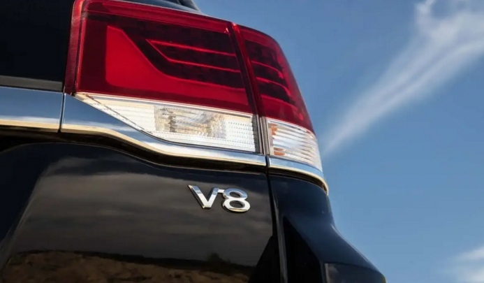 Toyota иска да използва новия си „осмак“ и извън състезателните коли