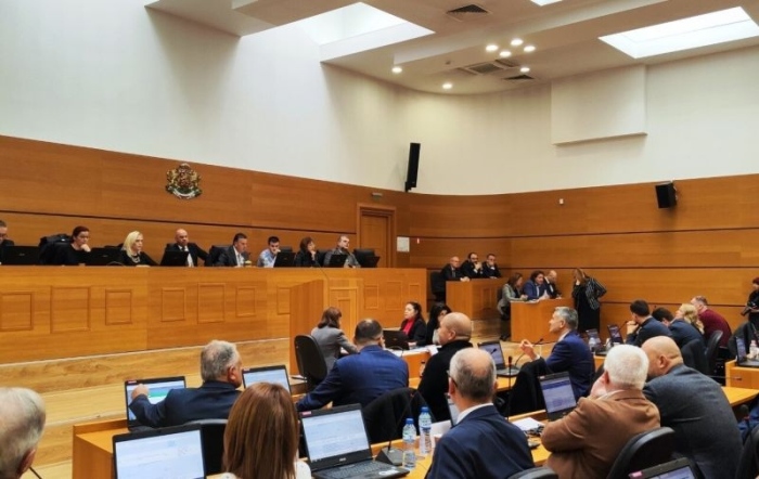 Всички общински съветници на Възраждане в Пловдив напуснаха партията на Костадинов, имали различни убеждения