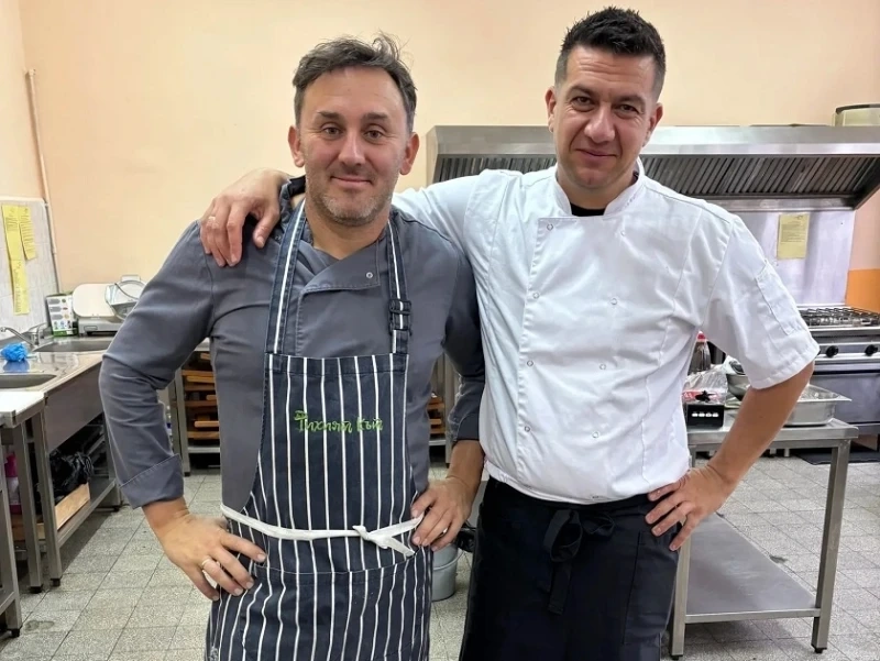 26 години по-късно кюстендилски ресторантьори се върнаха в своята гимназия, предават опит на младите шеф готвачи