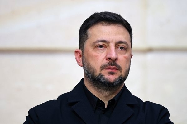 Украйна потвърди: Зеленски е получил проектоплан за мир с Русия от Тръмп