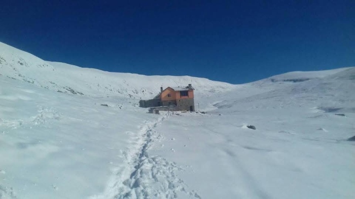 От хижа „Иван Вазов” алармират: Носете снегоходки, GPS и хляб