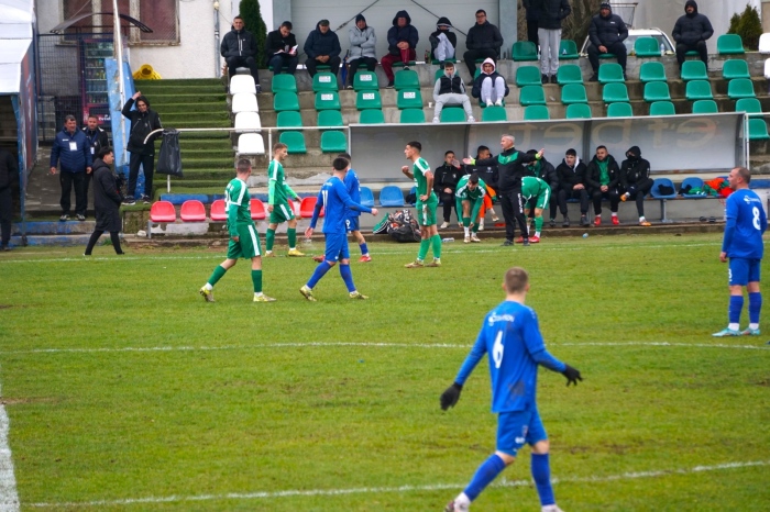 Струмска слава зимува на второ място след първа домакинска загуба от Оборище