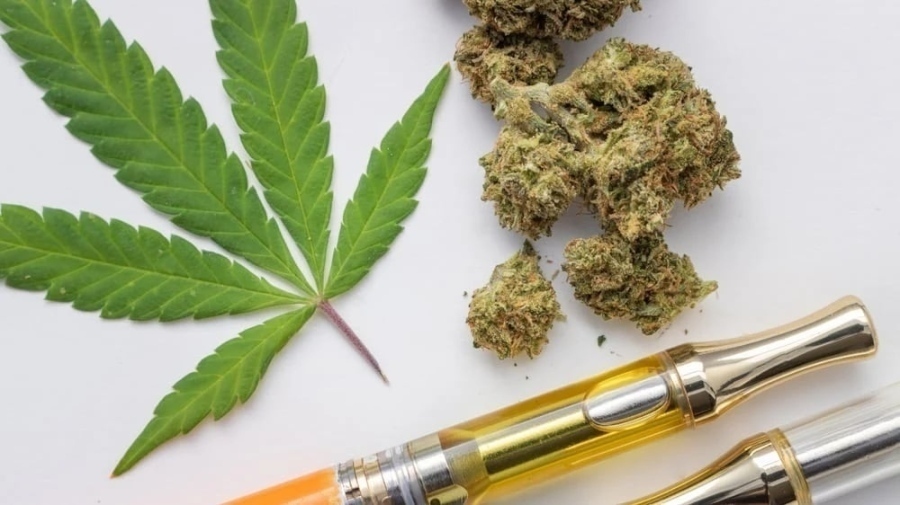 Задържаха мъж от Симитли, заради вейпове с канабис